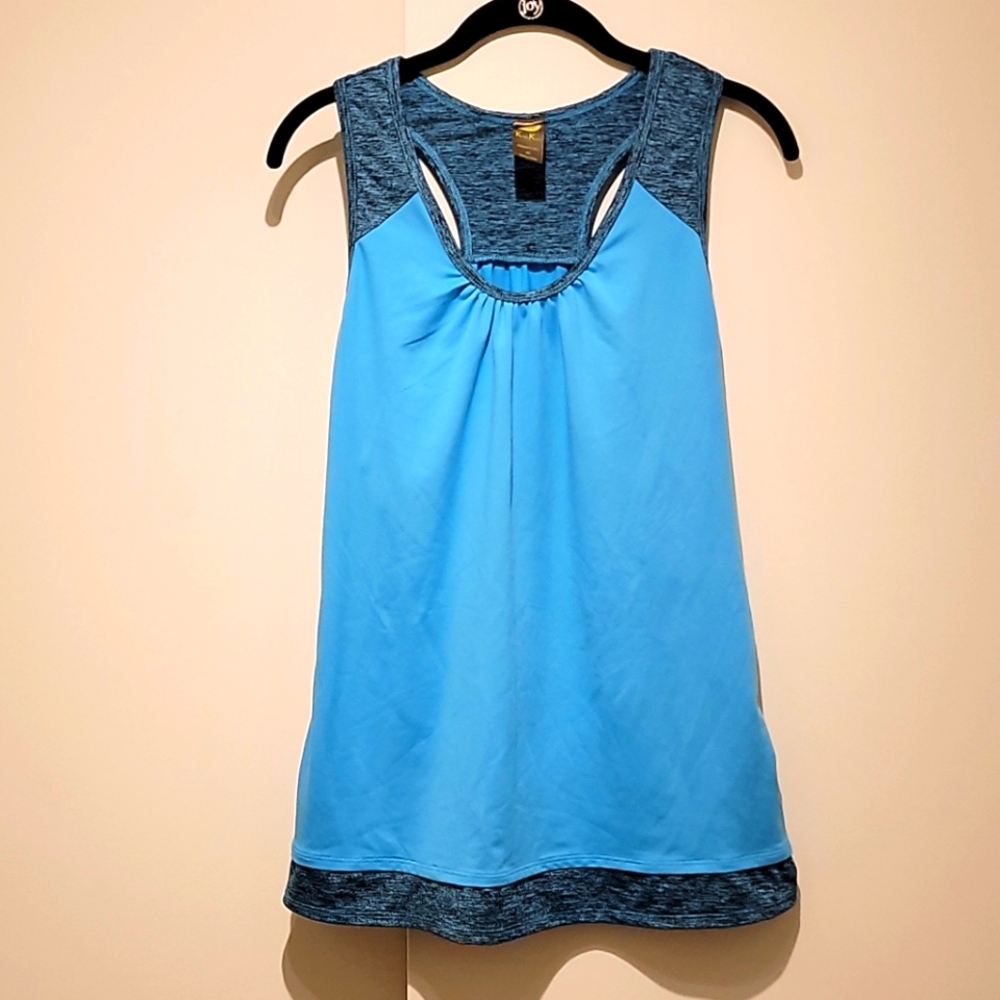 Fun blue workout top in  XL